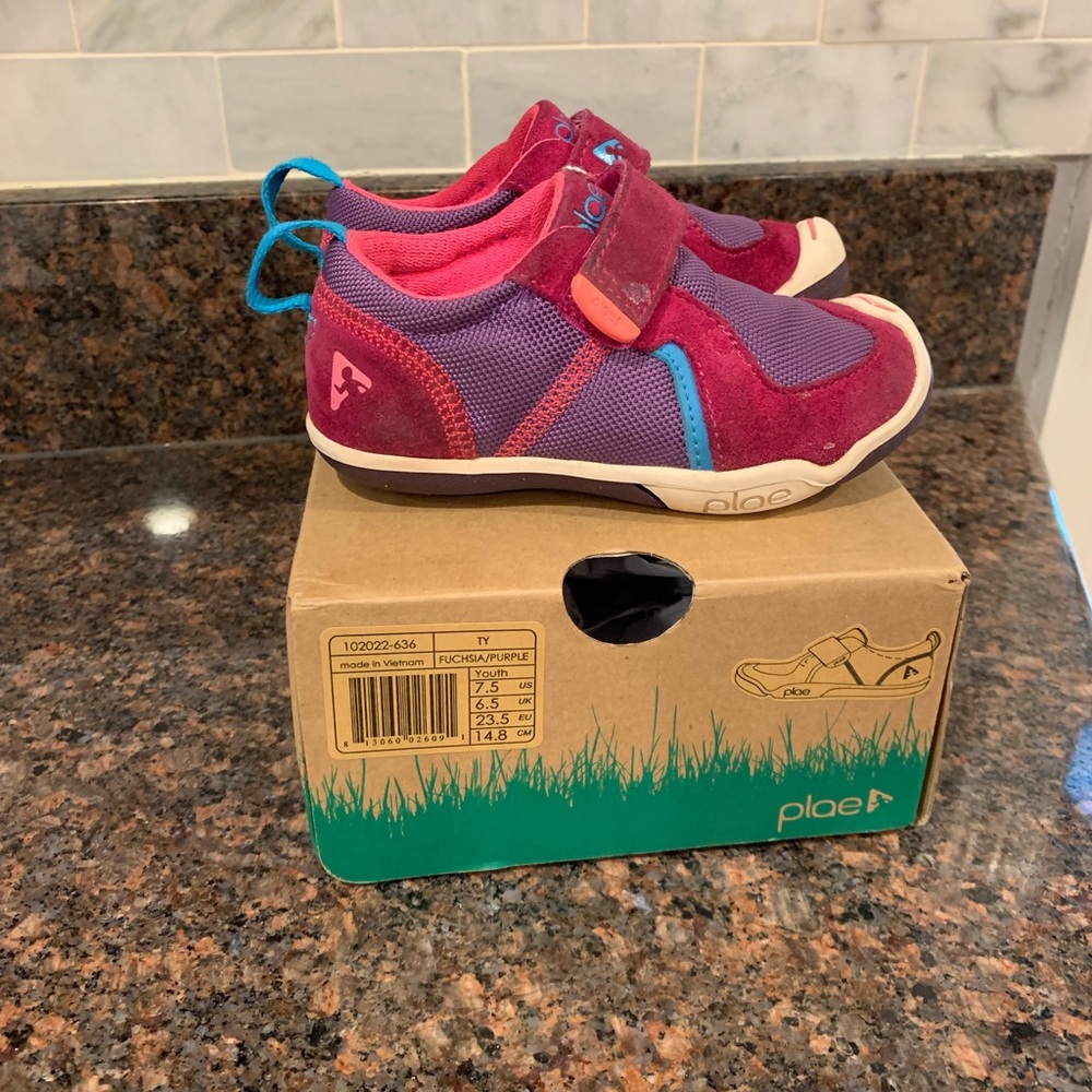 Plae ty fuchsia / purple 7.5